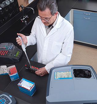 UV-VIS Laboratory Spectrophotometers